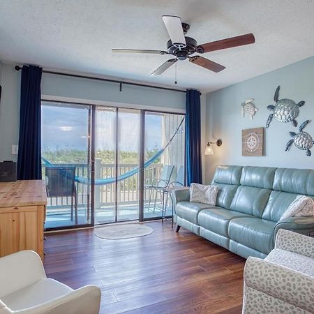 Beautiful Beachfront-Oceanfront First Floor 2Br 2Ba Condo In Cherry Grove, North Myrtle Beach! Renovated With A Fully Equipped Kitchen, 3 Separate Beds, Pool, Private Patio & Steps To The Sand! Exterior photo